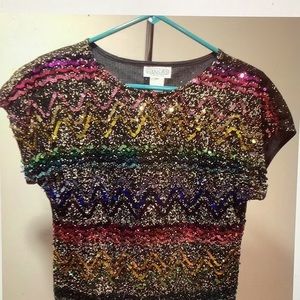 Segueing blouse, short sleeve